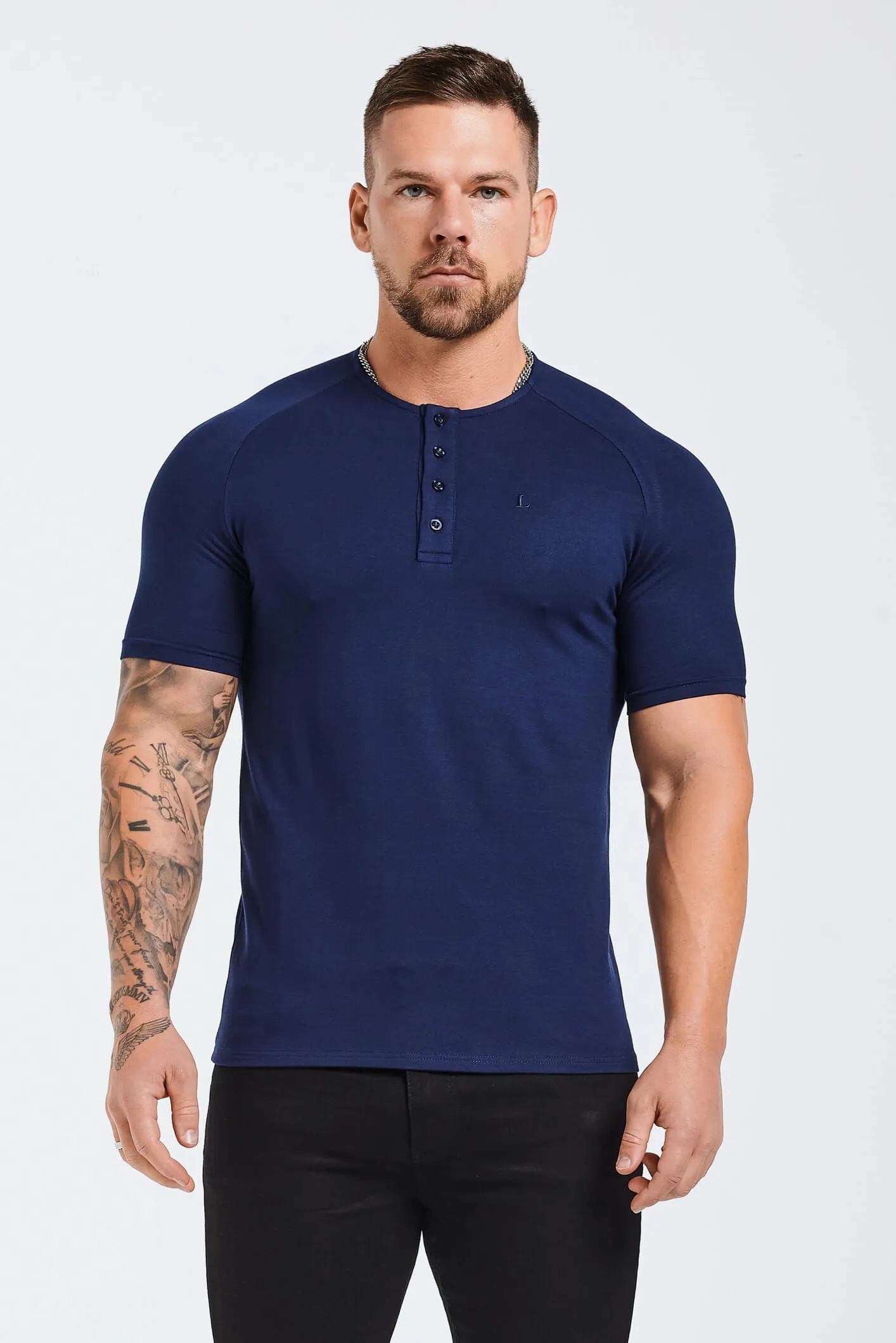 BUTTON FRONT HENLEY TOP - NAVY