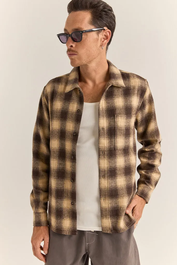 Men's Plaid Long Sleeve Flannel - Brown